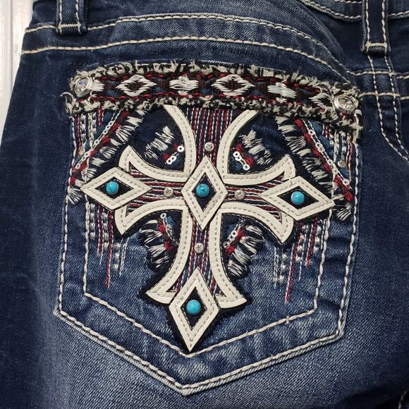 MISS ME CHLOE BOOT Jeans Women's Size 30 Embellished Cross Style #M3437B in EUC - Picture 10 of 16